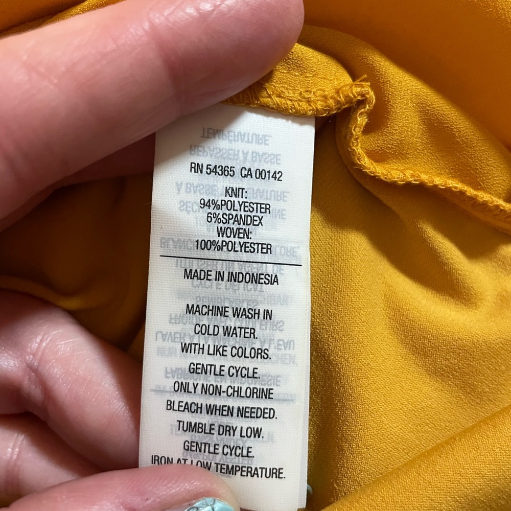 Nygard lace up blouse long roll up tab sleeve MEDIUM marigold pockets spandex - Picture 14 of 16